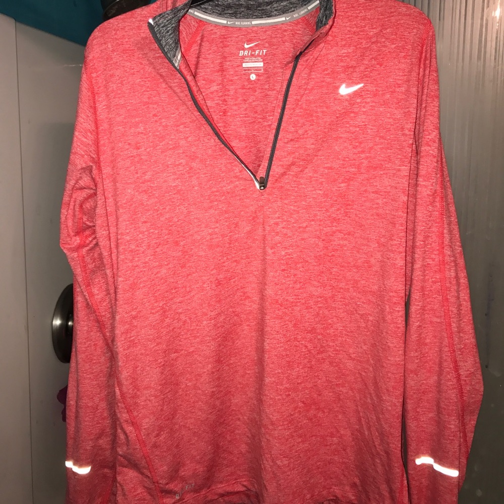 Nike light weight pull over